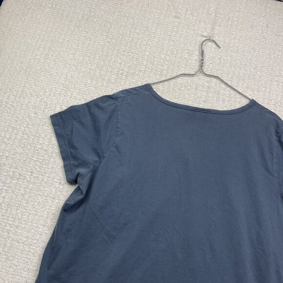 Y2K VTG Buck Knives Gray V Neck T Shirt Women's XXL Goth Holographic Heart Cyber - Picture 14 of 16